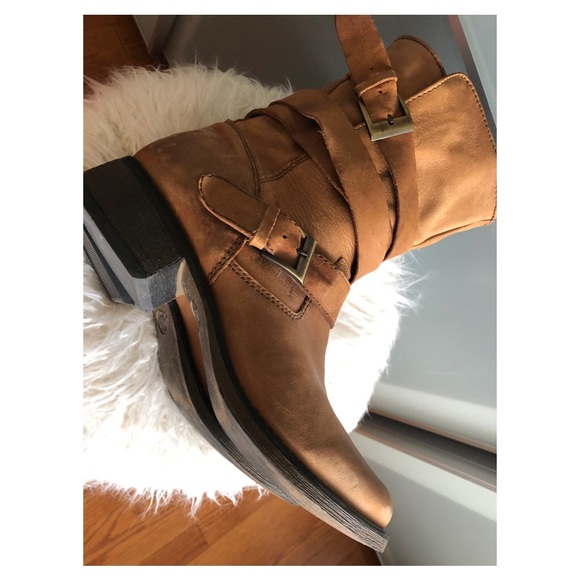 Steve Madden Tan Brown Booties - Picture 8 of 10